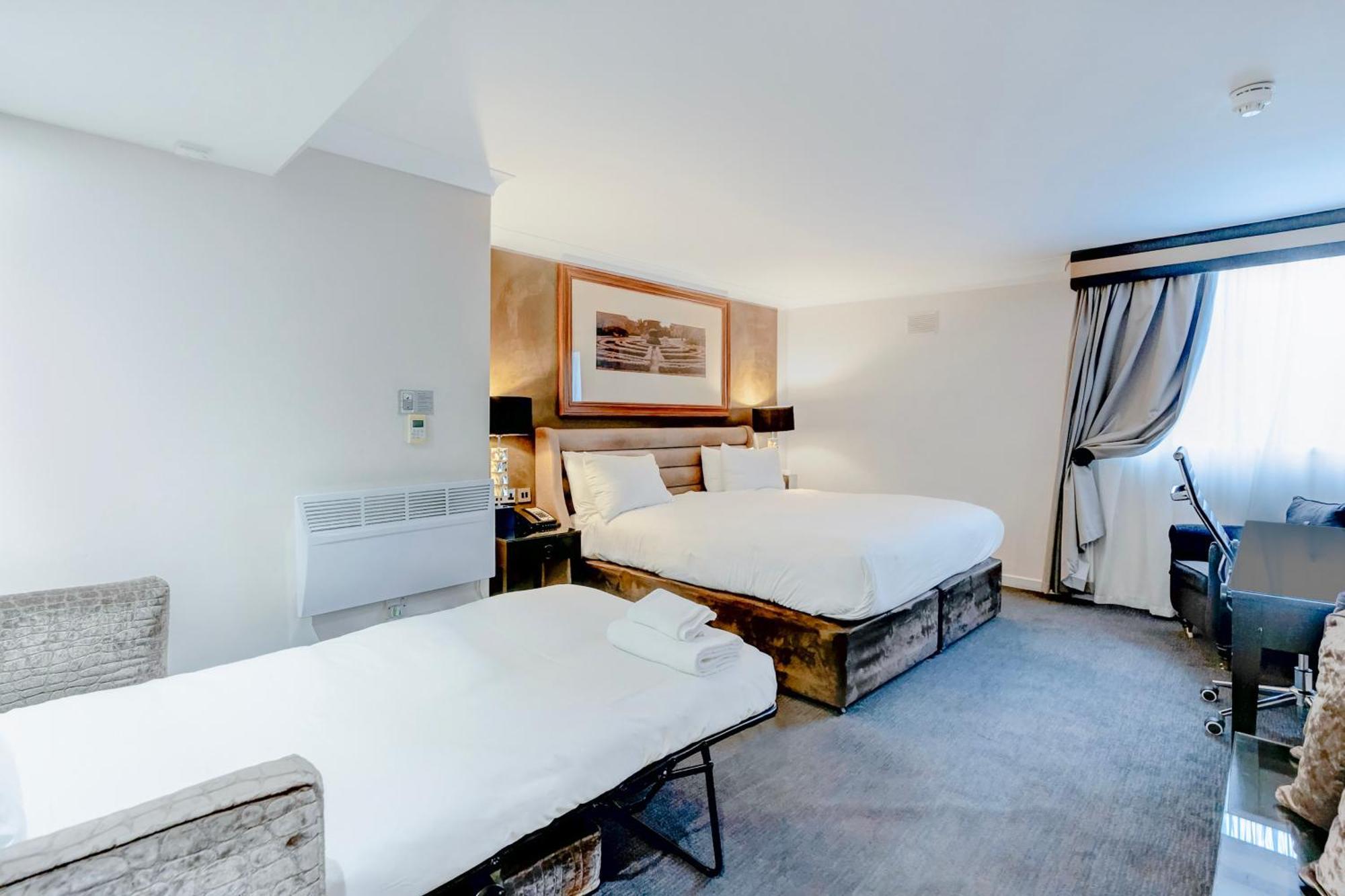 The Landmark Hotel And Spa Leisure Club A Palette Hotel Dundee Esterno foto